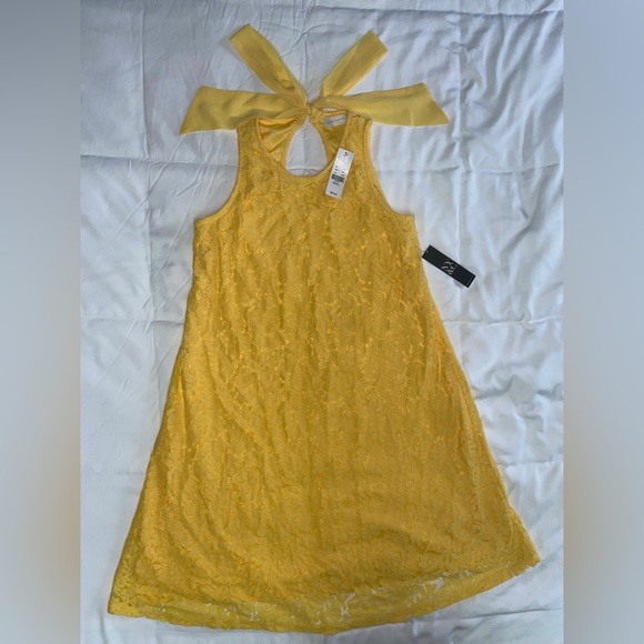 New York & Company: Yellow Lace Summer Dress - Picture 10 of 14